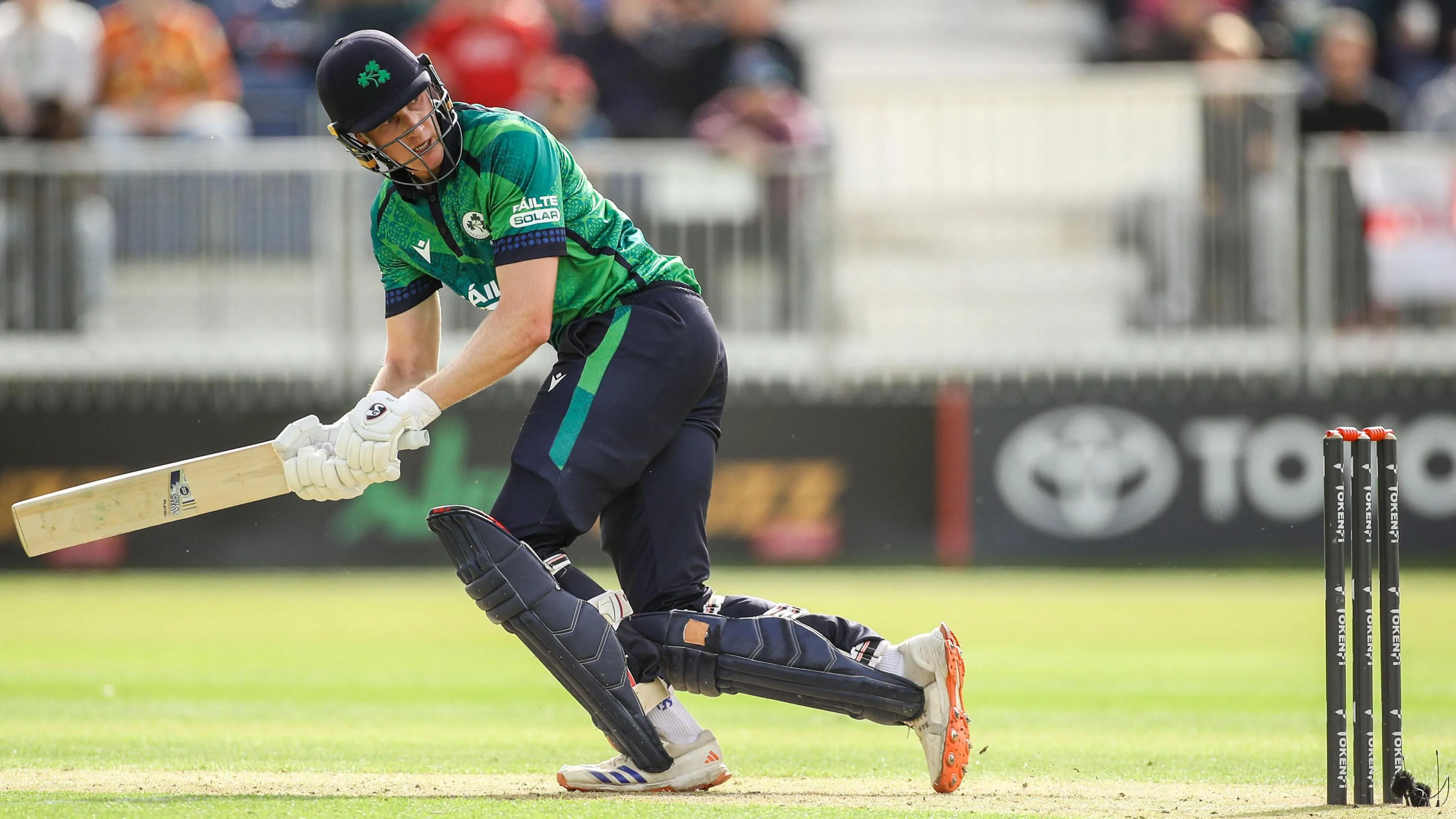 Salt Guides England to First T20 Win Against Ireland